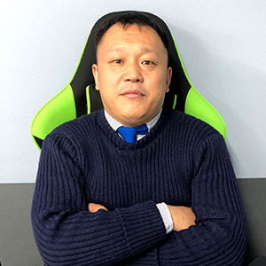 石井 欣哉